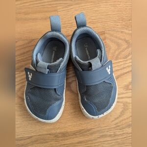 vivobarefoot toddler shoes 6T blue
